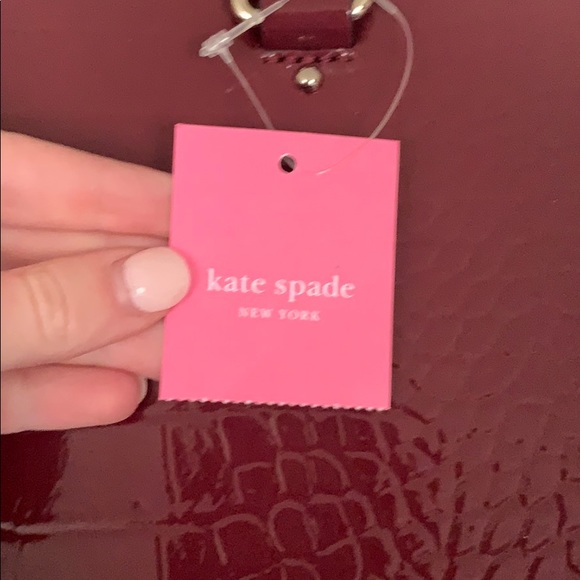 Kate Spade Cherrywood Ellisa Bristol Drive Croc Red Embossed Tote Bag - Picture 5 of 5